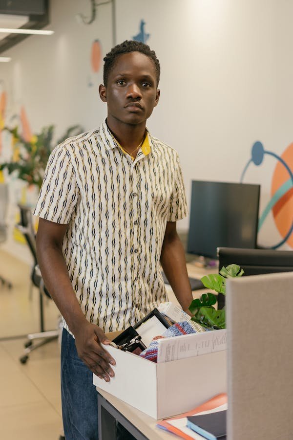 Abandon de poste : conséquences sur le chômage en 2025